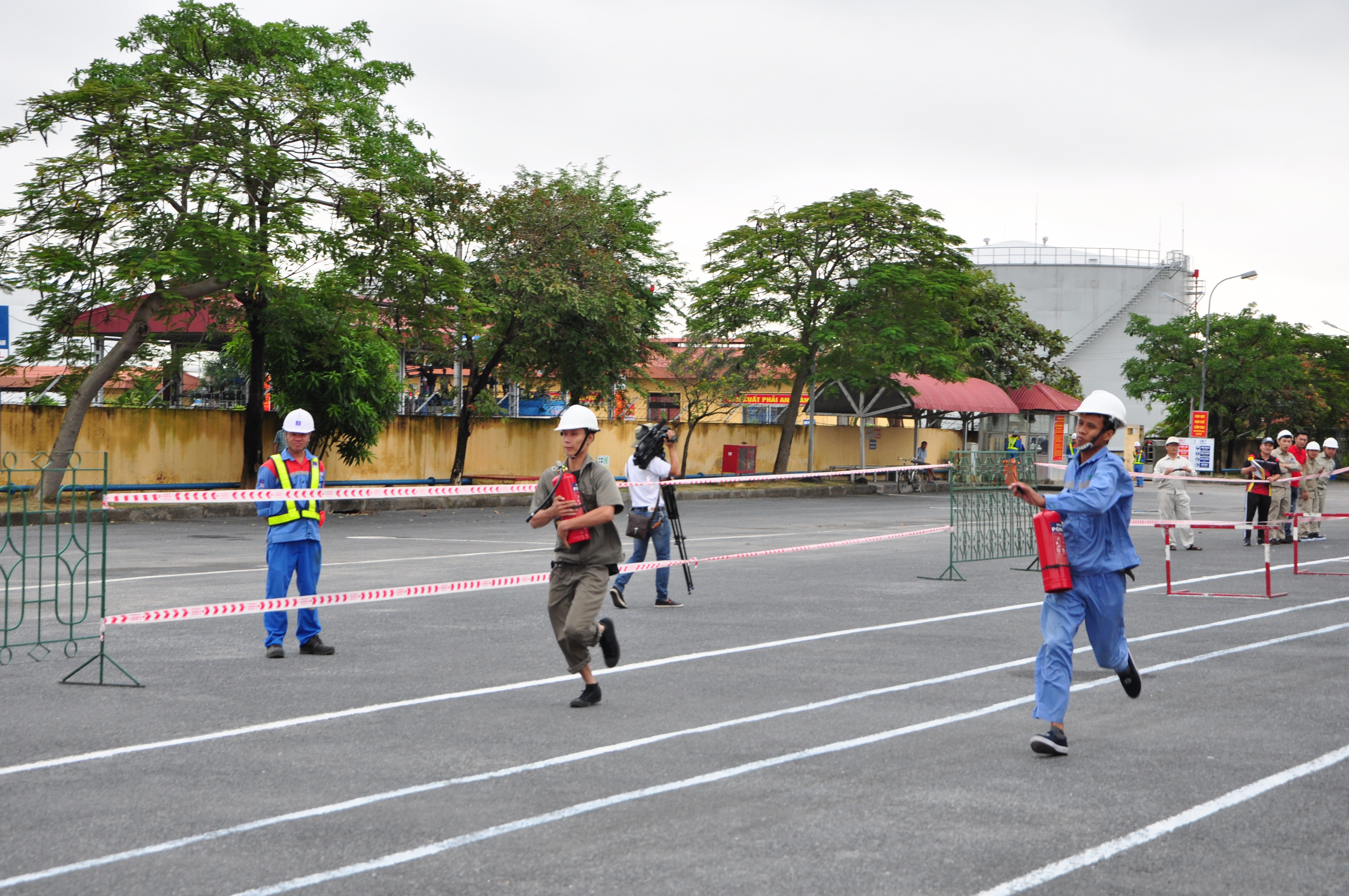 Toàn bộ cơ sở thuộc diện quản lý về phòng cháy chữa cháy có đội phòng cháy chữa cháy cơ sở